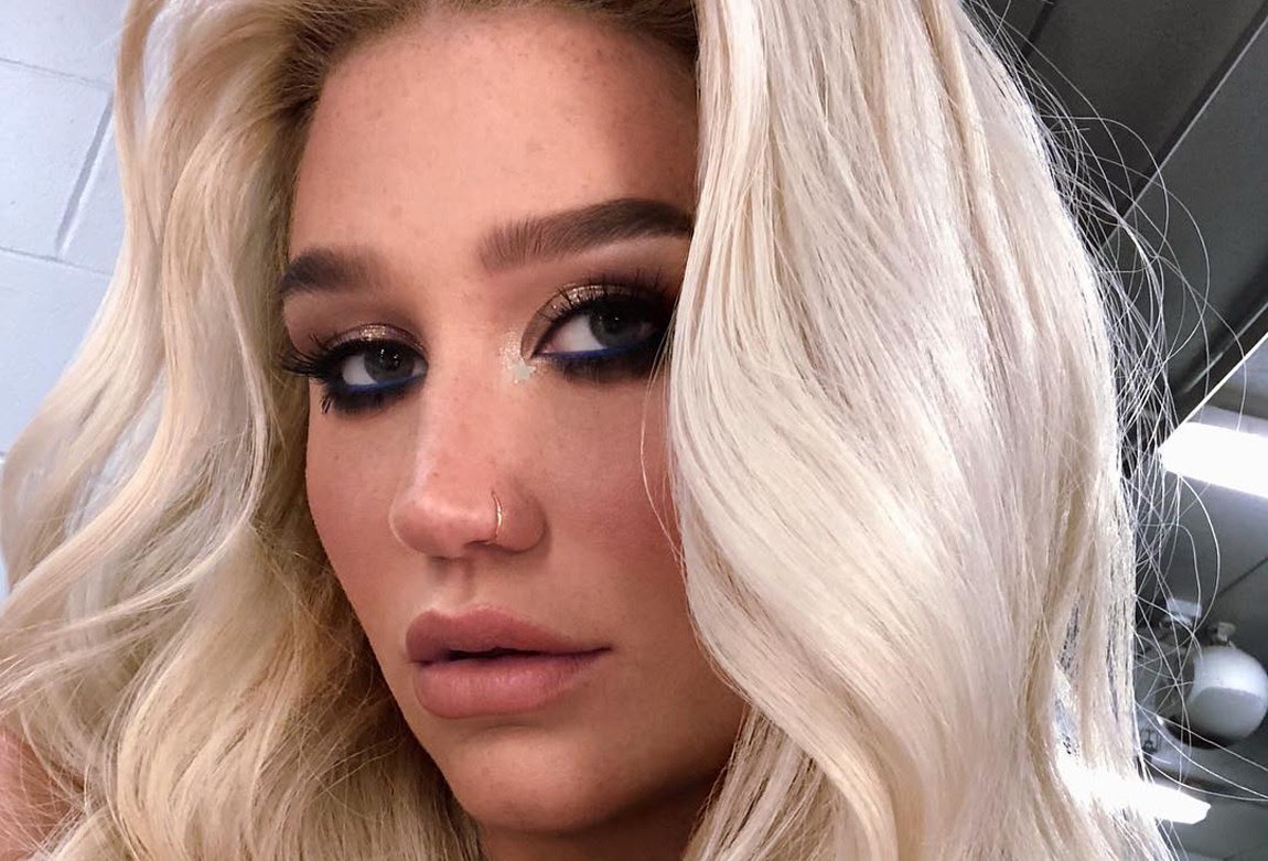 See What Your Favorite Celebrities Look Like Without Makeup